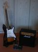 E-Gitarre Squier Fender Stratocaster Verstärker Effektgerät