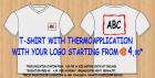 T-SHIRT MIT LOGO GRAFIK BILD