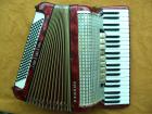 Hohner Verdi III Akkordeon 3 chörig rot neu gewartet exzellenter Zustand