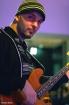 Prof. Studio- und Tourbassist SIDO/NOSLIW gibt Bassunterricht.