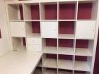 Büro-Regal mit abnehmbarem Schreibtisch