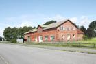 Resthof auch als 2 WE nutzbar an der B 202 westlich von Rendsburg