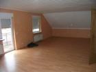 Sehr große DG-Wohnung für ruhige Mieter 130m Fassadendämmung am Hause Baujah