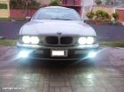 BMW 523 i makellose Leder grau voller Extras -01.
