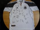 Orginal Handsigniertes Trikot des DFB. Nationalmanschaft von 2022