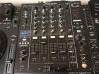 2x Pioneer CDJ-2000 Nexus 1x DJM-900 Nexus DJ Package