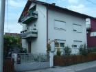 Kration Stadt Zagreb Mehrfamilien Haus mit liebvoll angelegten Garten
