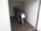 Koffe Anhänger mieten leihen auch für den Motorradtransport