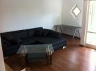 Edle Kunstleder Couch in Schwarz inkl. Leder Kissen Couch Tisch zu verkaufen