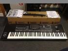 KORG Pa3X Arranger Workstation Keyboard 76-Key . 1000EUR